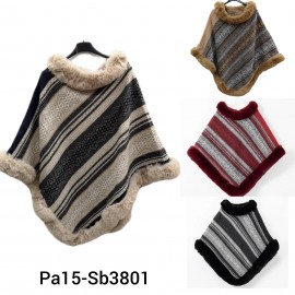 Poncho bordure en fausse fourrure Sb3801